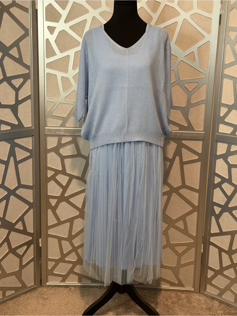 New Arrivals! 2PC Light Blue Pleated Tulle Dress & Knit Top. - Picture 2 of 6
